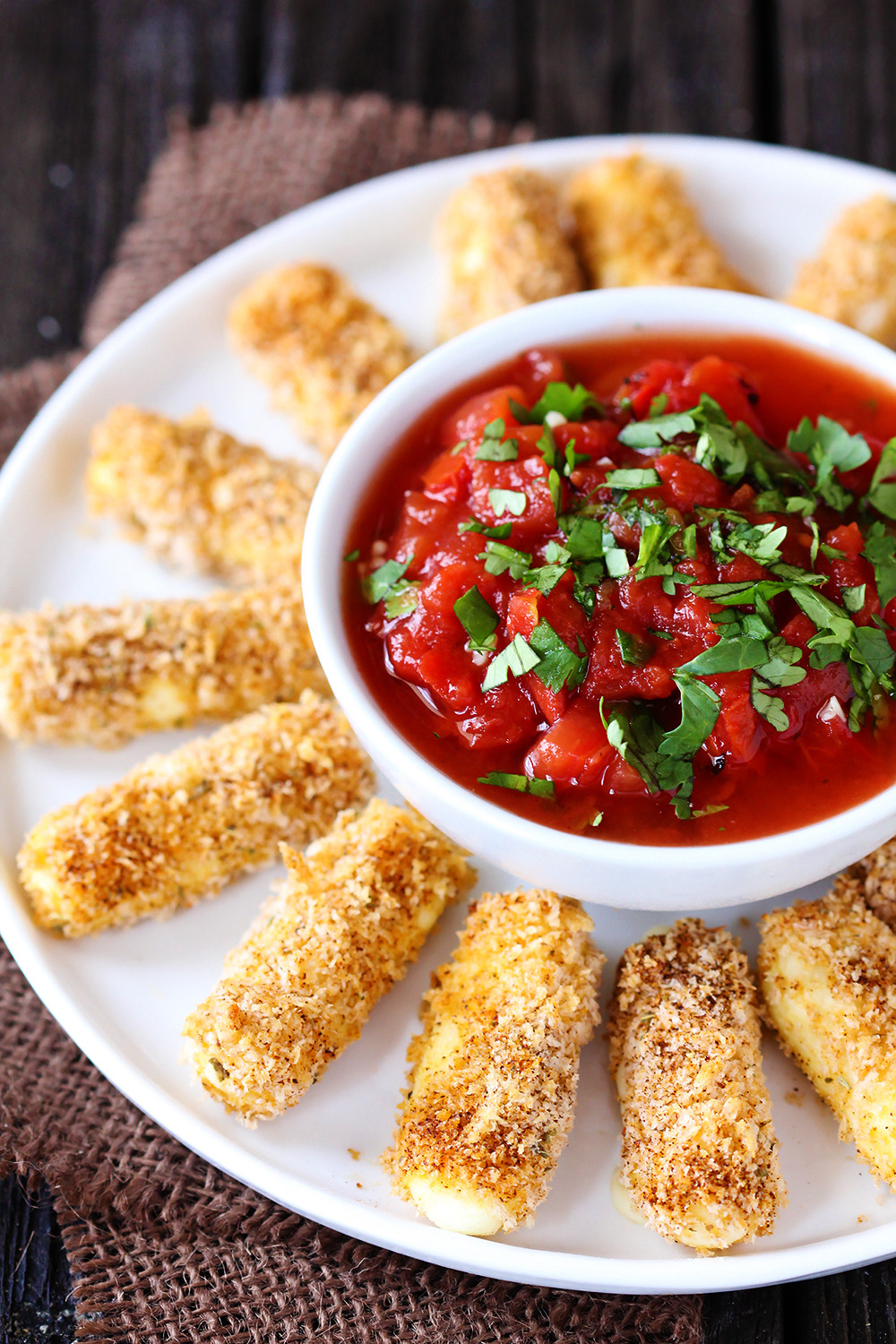 Recipe: Baked Mexican Cheese Sticks with Salsa