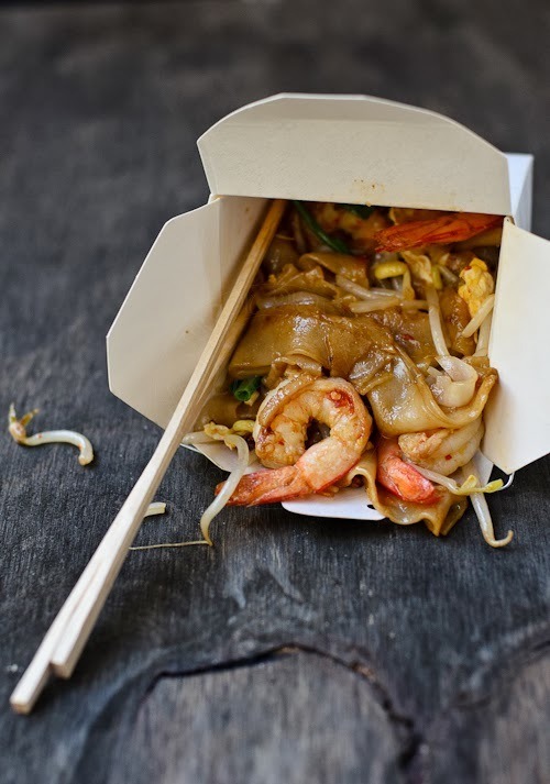Char Kway Teow / Fried Flat Rice Noodle