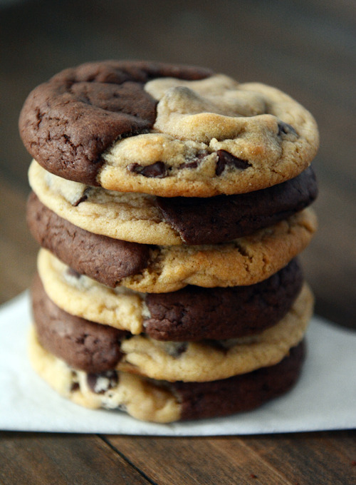 Brookies {Brownie + Chocolate Chip Cookies}